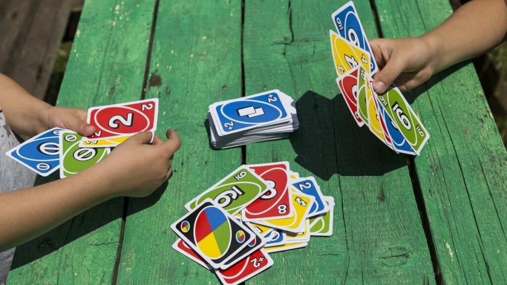 Cách chơi bài Uno mở rộng